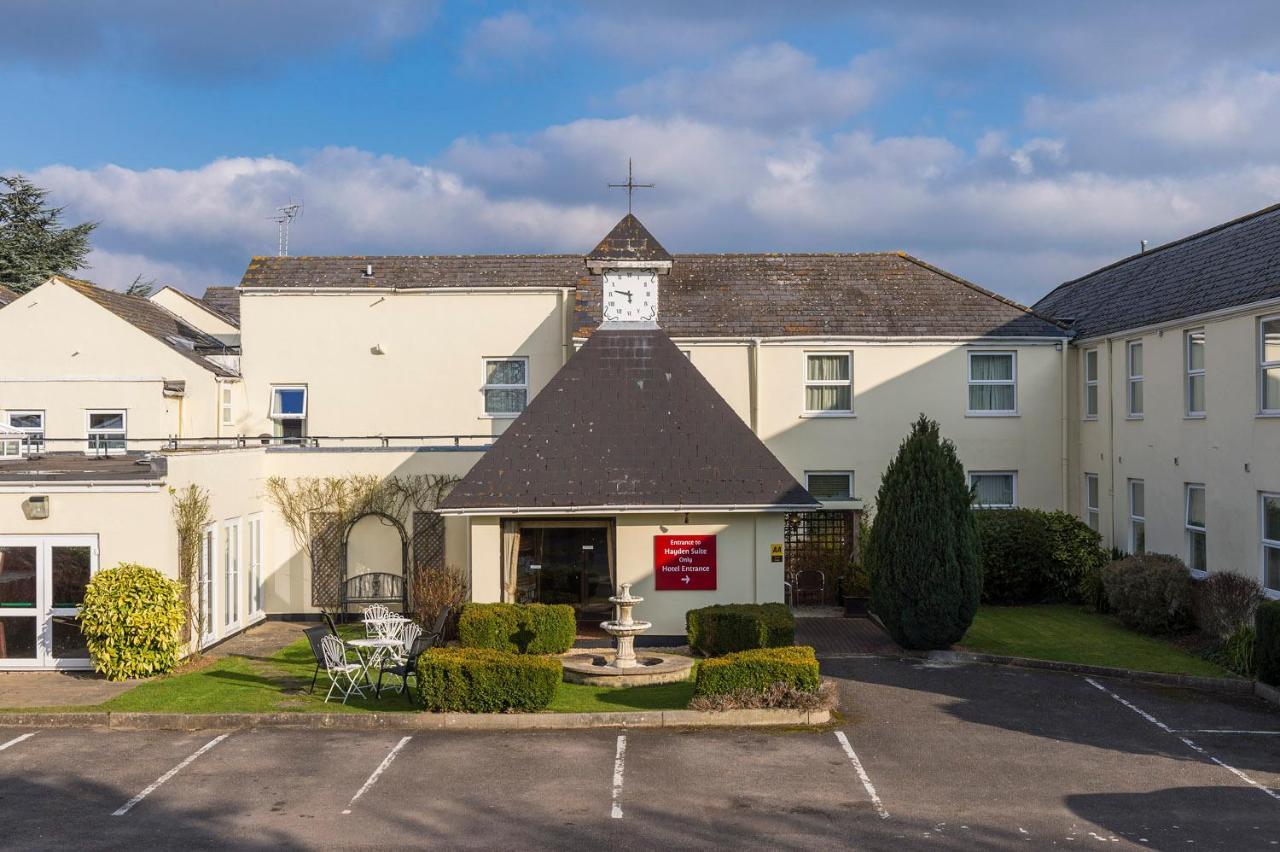 Ramada By Wyndham Cheltenham Golden Valley Luaran gambar