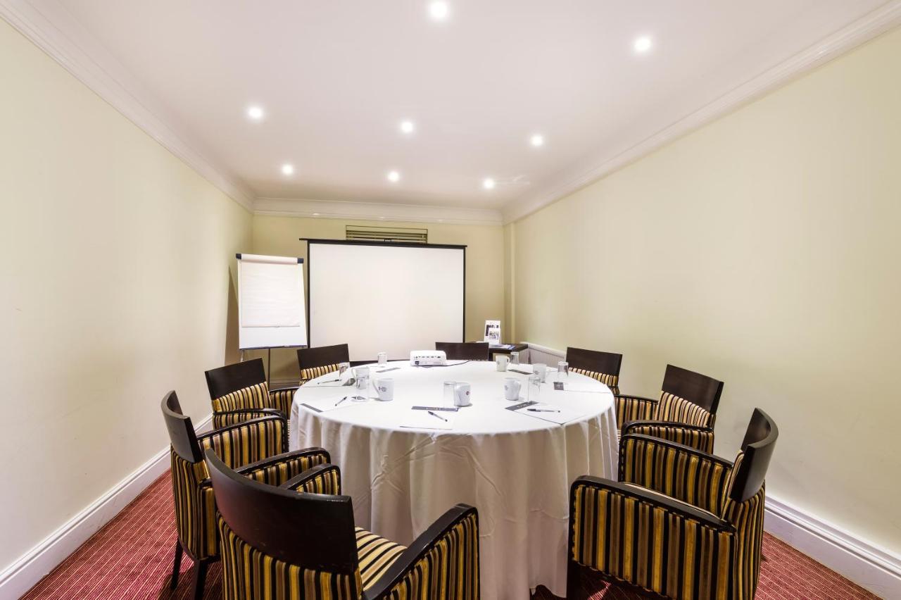 Ramada By Wyndham Cheltenham Golden Valley Luaran gambar