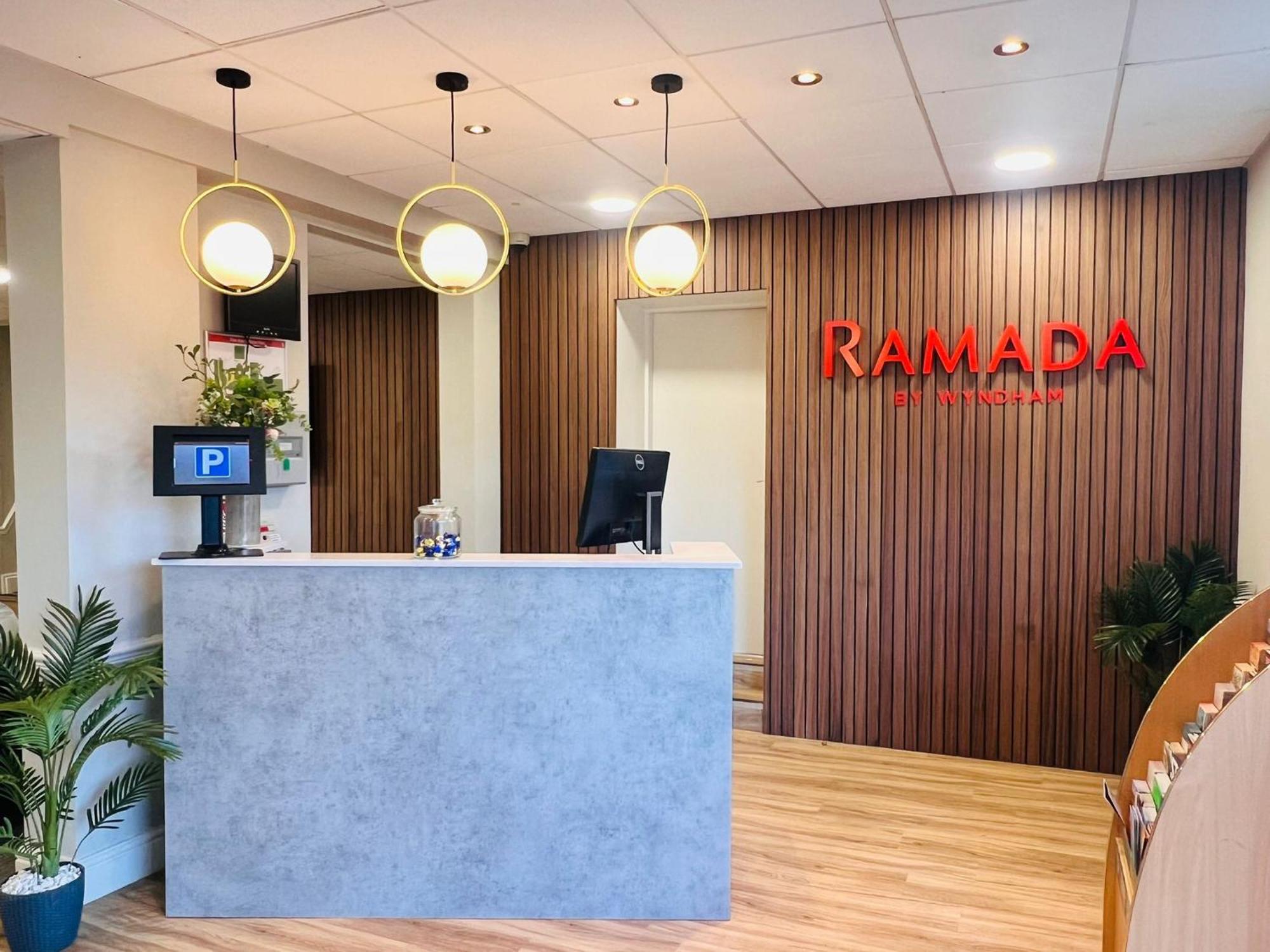 Ramada By Wyndham Cheltenham Golden Valley Luaran gambar