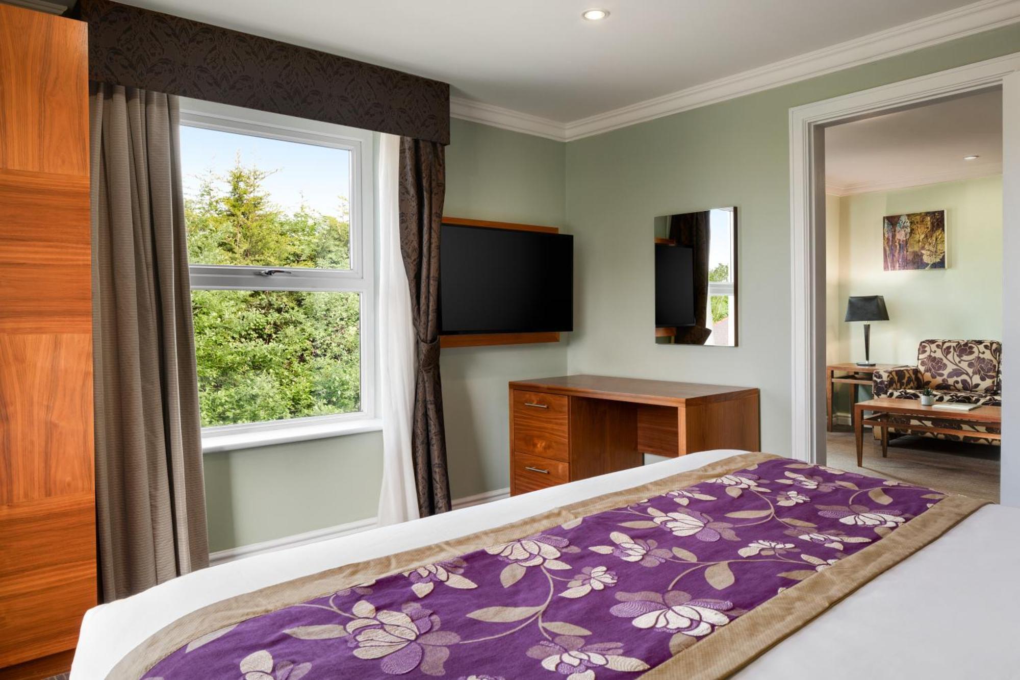 Ramada By Wyndham Cheltenham Golden Valley Luaran gambar