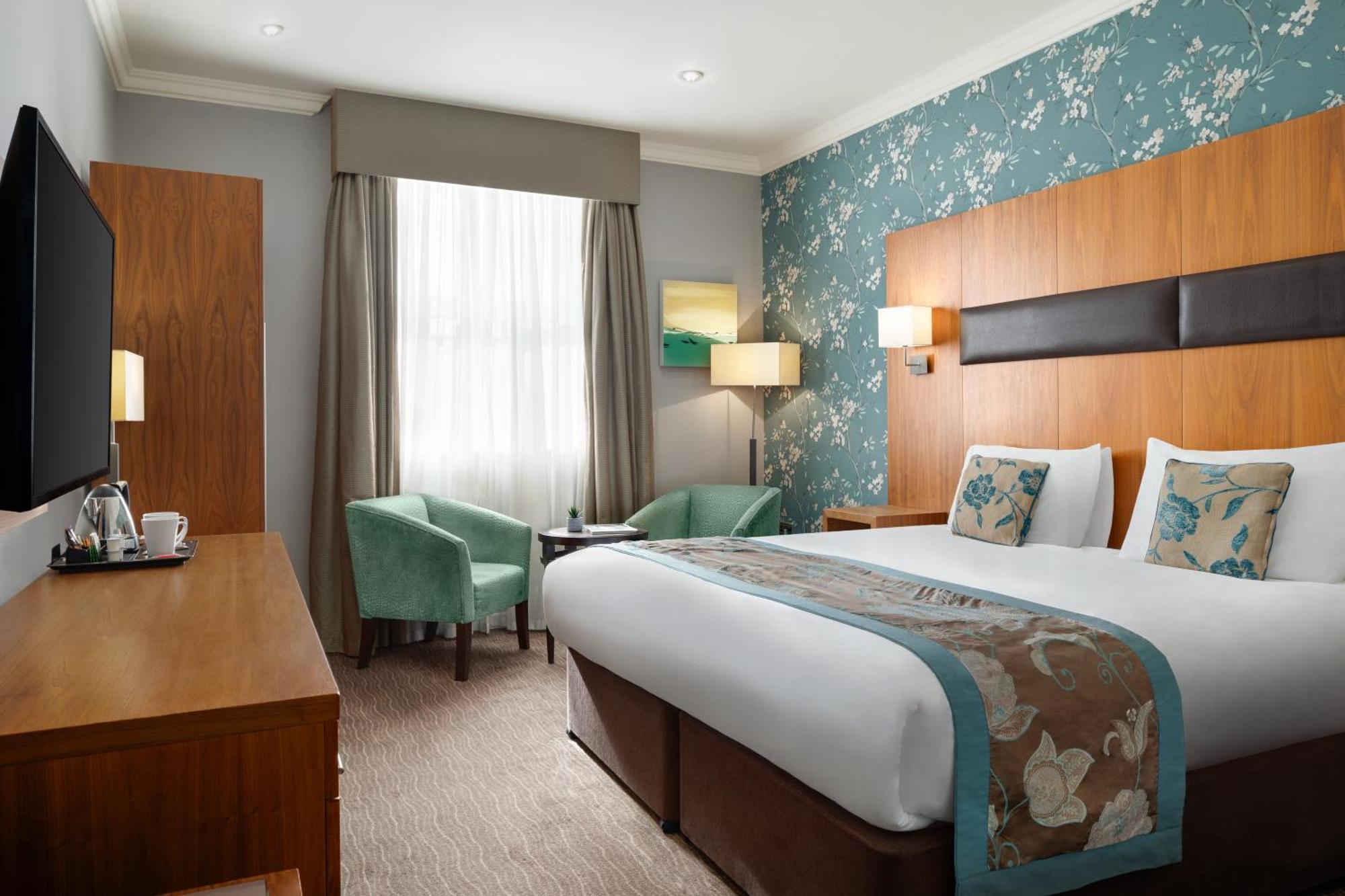 Ramada By Wyndham Cheltenham Golden Valley Luaran gambar