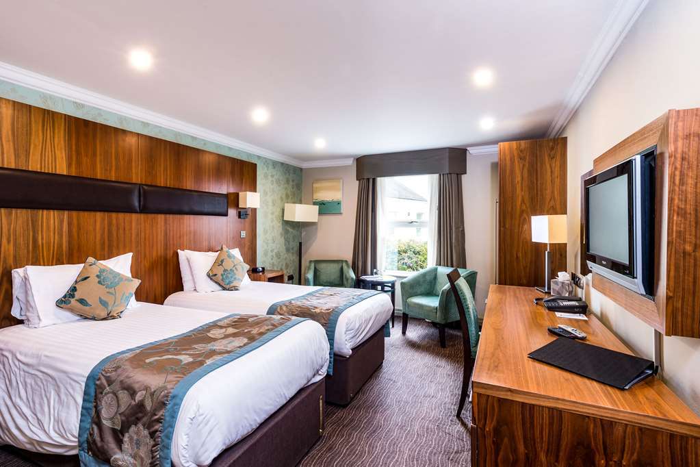 Ramada By Wyndham Cheltenham Golden Valley Bilik gambar